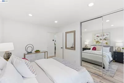 1163 Admiralty Ln, Alameda, CA 94502 - Photo 15