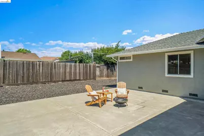 4900 Fairmont Ct, Fairfield, CA 94534 - Photo 21