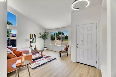 4900 Fairmont Ct, Fairfield, CA 94534 - Photo 5