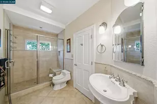 2426 Heritage Oaks Dr, Alamo, CA 94507 - Photo 27