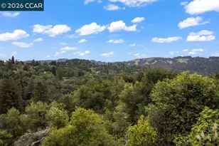 126 La Espiral, Orinda, CA 94563 - Photo 11