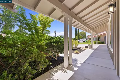5181 Greenmeadow Dr, Concord, CA 94521 - Photo 15