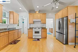 1086 Delano St, San Lorenzo, CA 94580 - Photo 9