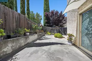 1026 Burnham Dr, Pittsburg, CA 94565 - Photo 29