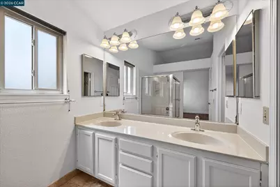 1026 Burnham Dr, Pittsburg, CA 94565 - Photo 21