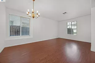 448 Burlington Dr, Tracy, CA 95376 - Photo 5