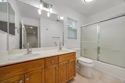 448 Burlington Dr, Tracy, CA 95376 - Photo 29