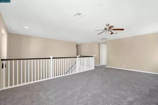 2138 Yellow Rose Cir, Fairfield, CA 94534 - Photo 35