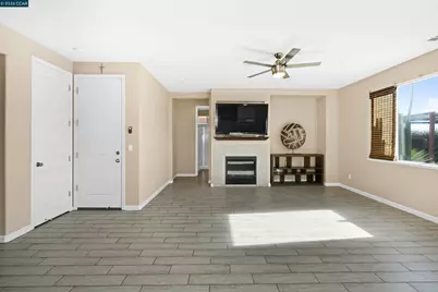 2138 Yellow Rose Cir, Fairfield, CA 94534 - Photo 19