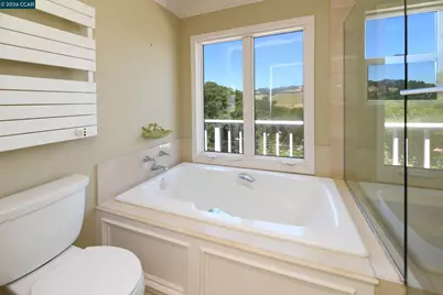 84 Quail Ln, Martinez, CA 94553 - Photo 25