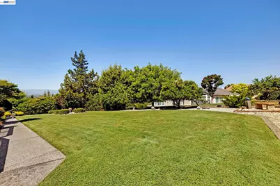 3475 Sierra Rd, San Jose, CA 95132 - Photo 31