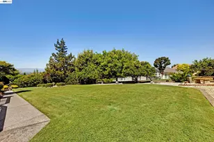 3475 Sierra Rd, San Jose, CA 95132 - Photo 31