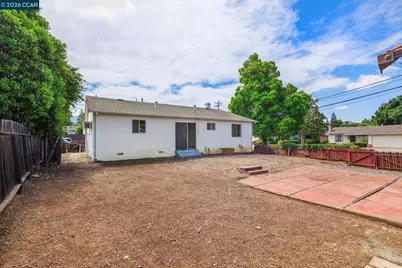 5501 Colorado Dr, Concord, CA 94521 - Photo 17