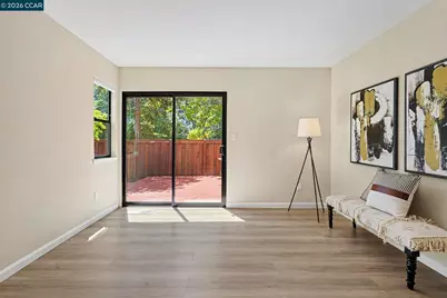 2042 Lost Lake Pl, Martinez, CA 94553 - Photo 13