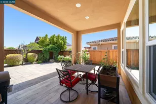 1929 Burgundy Ln, Brentwood, CA 94513 - Photo 37