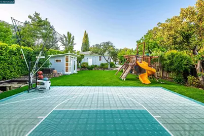 3958 Peardale Dr, Lafayette, CA 94549 - Photo 75