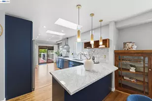 5137 Fairfax Ave, Oakland, CA 94601 - Photo 13