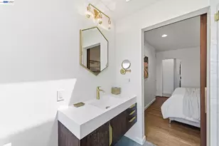5137 Fairfax Ave, Oakland, CA 94601 - Photo 25