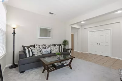 6845 New Melones Cir, Discovery Bay, CA 94505 - Photo 11