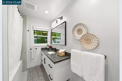 1306 Mariposa St, Vallejo, CA 94590 - Photo 25