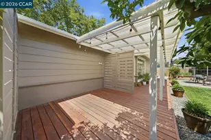 1306 Mariposa St, Vallejo, CA 94590 - Photo 35