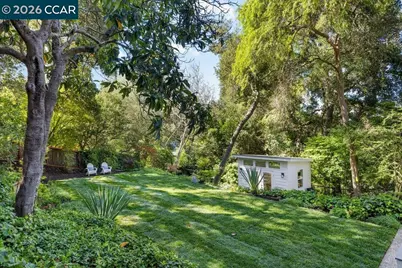 32 Las Vegas Road, Orinda, CA 94563 - Photo 23