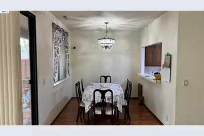 6043 Joaquin Murieta Ave #D, Newark, CA 94560 - Photo 3