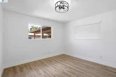 114 C St, Tracy, CA 95376 - Photo 13