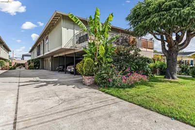 76 Oakes Blvd., San Leandro, CA 94577 - Photo 1