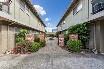 76 Oakes Blvd., San Leandro, CA 94577 - Photo 7