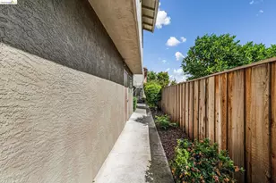 76 Oakes Blvd, San Leandro, CA 94577 - Photo 9