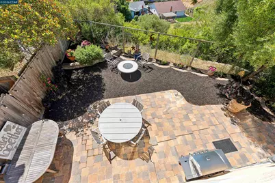 4000 Hiller Ln, Martinez, CA 94553 - Photo 31