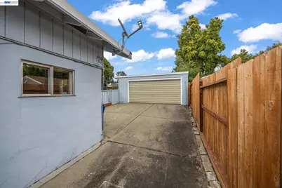 20048 Sapphire St, Castro Valley, CA 94546 - Photo 7