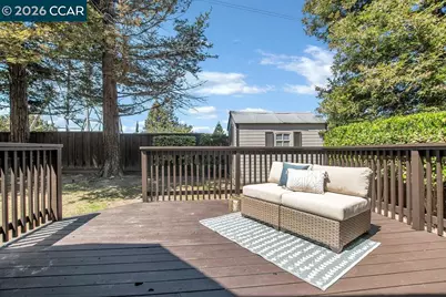 2200 Forsythia Way, Martinez, CA 94553 - Photo 27