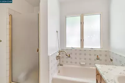 74 Yarrow Valley Ln, Orinda, CA 94563 - Photo 35