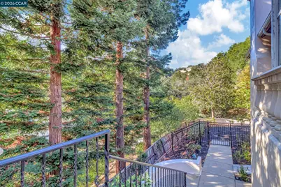 74 Yarrow Valley Ln, Orinda, CA 94563 - Photo 61
