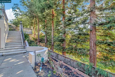 74 Yarrow Valley Ln, Orinda, CA 94563 - Photo 53