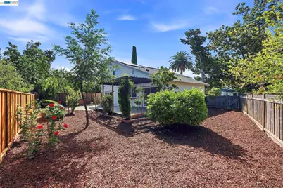 861 Saint John Cir, Concord, CA 94518 - Photo 51