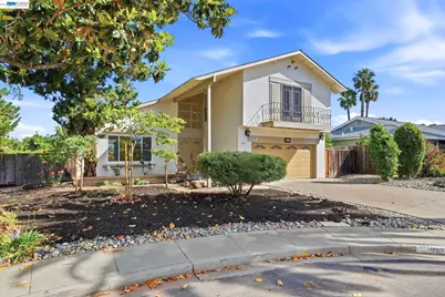 861 Saint John Cir, Concord, CA 94518 - Photo 3