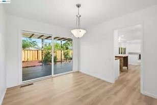 861 St John Cir, Concord, CA 94518 - Photo 23