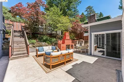 6935 Chambers Dr, Oakland, CA 94611 - Photo 39