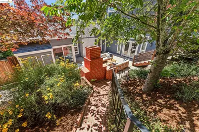 6935 Chambers Dr, Oakland, CA 94611 - Photo 49