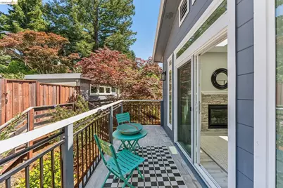 6935 Chambers Dr, Oakland, CA 94611 - Photo 37