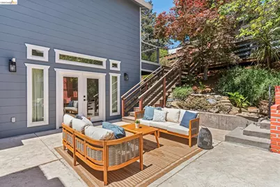 6935 Chambers Dr, Oakland, CA 94611 - Photo 41