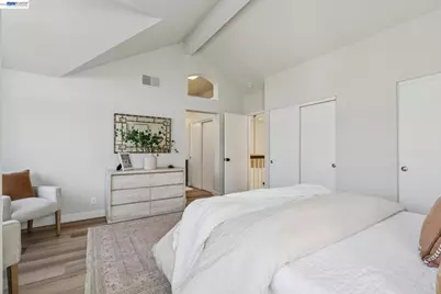 39 Benedict Ct, Alameda, CA 94502 - Photo 21