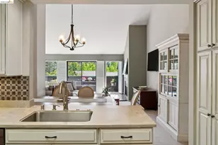 8 Pomfret Walk, Pleasant Hill, CA 94523 - Photo 13
