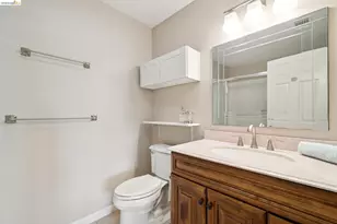 8 Pomfret Walk, Pleasant Hill, CA 94523 - Photo 21