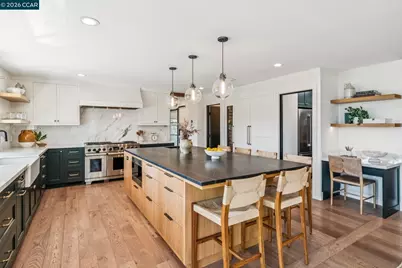 3175 Surmont Dr, Lafayette, CA 94549 - Photo 13