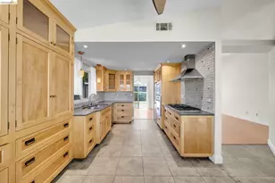 1733 Pine Ct, Oakley, CA 94561 - Photo 7
