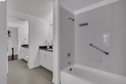 6363 Christie Ave #2925, Emeryville, CA 94608 - Photo 31